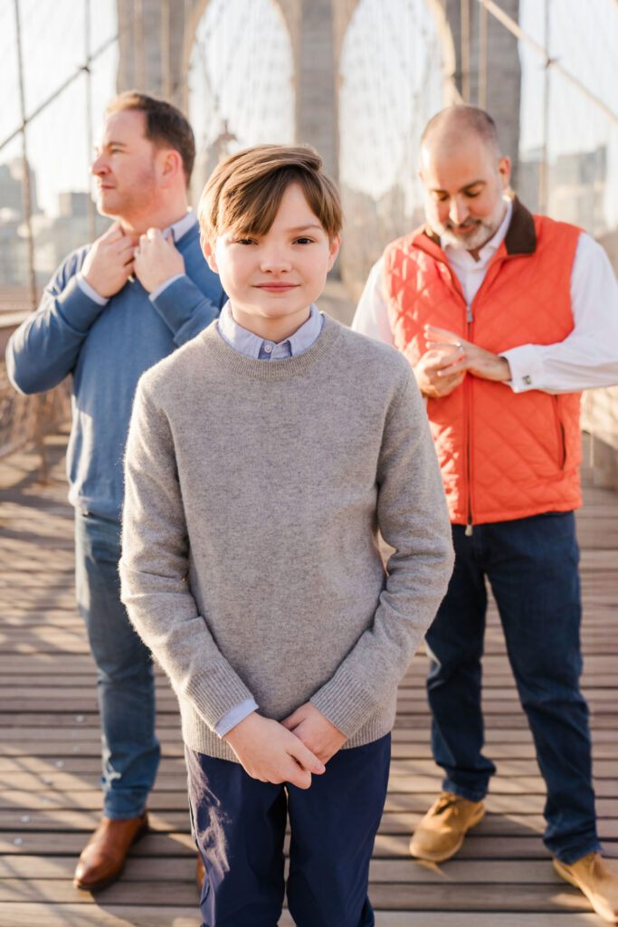Family photos on the Brooklyn Bridge